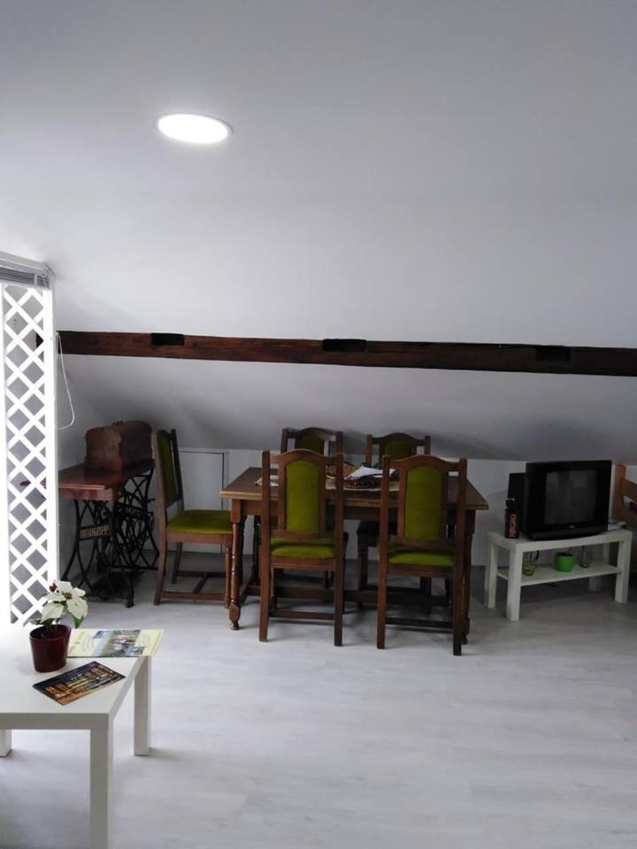 Apartman Vrdnicak Vrdnik Exteriör bild