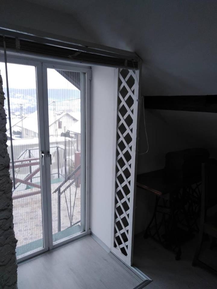 Apartman Vrdnicak Vrdnik Exteriör bild